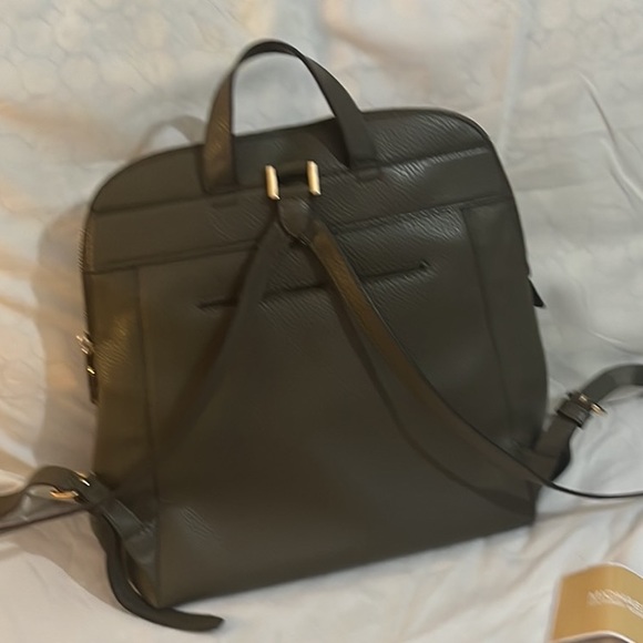 Mk backpack purse - Picture 2 of 6